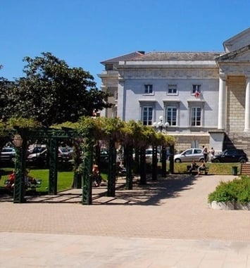 Visite guidée du palais de justice historique de Pau