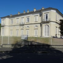Visite guidée exceptionnelle de la Villa Longchamp et ses dépendances
