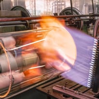 Verresatine : visite guidée de l'atelier (soufflage du verre au chalumeau)