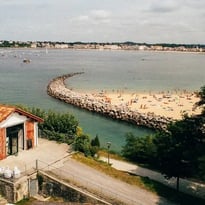 Visite commentée : découverte de la Maison des blocs, Egiategia