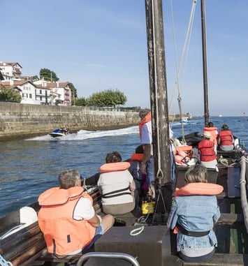 Visite commentée : sortie en mer à bord de la chaloupe Brokoa