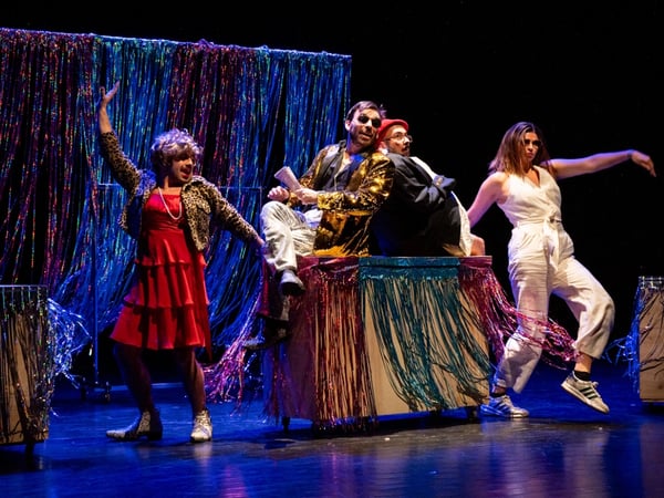Théâtre : Premières Scènes !