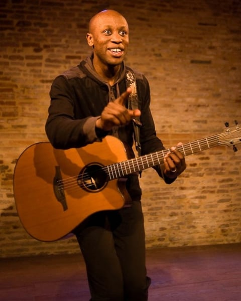 Conte et récit de vie Maliroots avec Ladji Diallo