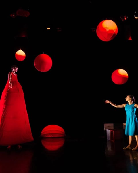 Danse : Le Mensonge
